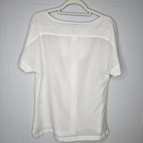 GAP White Semi Sheer Short Sleeve Button Down Ruffle Front Blouse M NWT - Picture 2 of 13